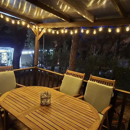 Camping Units Vomer Camping