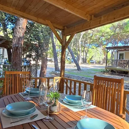 Camping Units Vomer Pakoštane