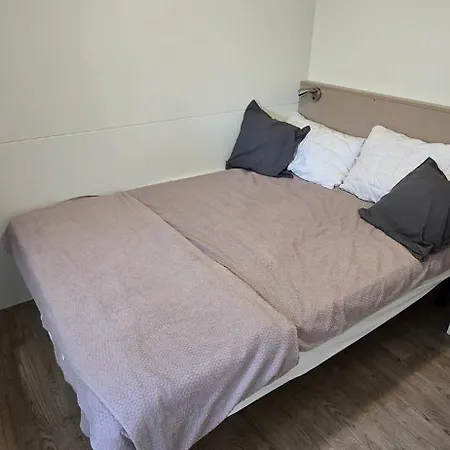 Kamp alanı Vomer Beachside Unit Pakoštane