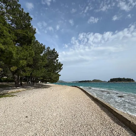 营地 Vomer Beachside Unit *