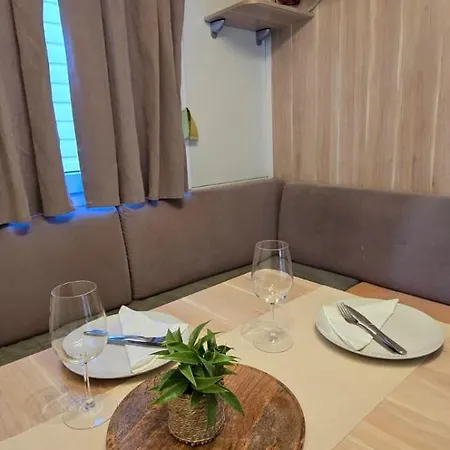 Units Vomer * Pakoštane