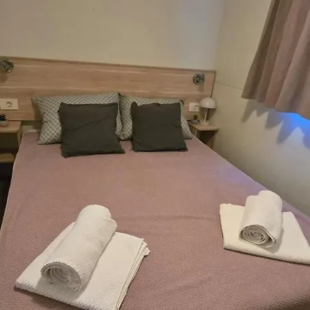 Units Vomer Camping Pakoštane